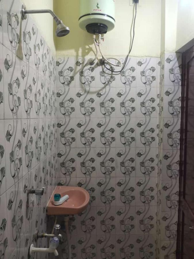 Hotel Ruchi Йеркод Экстерьер фото